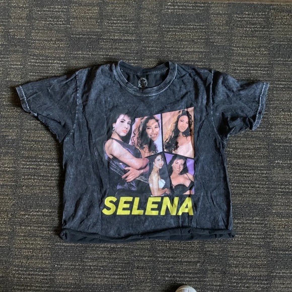 Crop Top - Picture 1 of 1